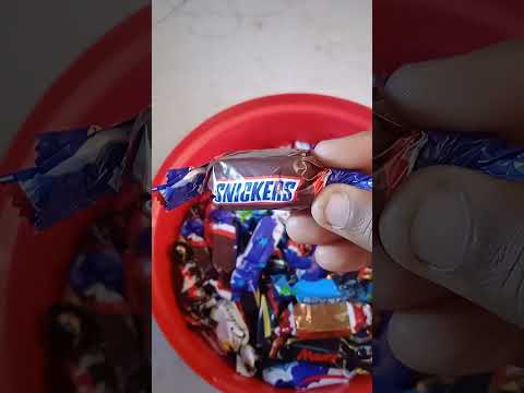 celebration chocolate box 😋😋Review 🍬🍬🍬🍬👌🏻👌🏻👌🏻🍭🍭