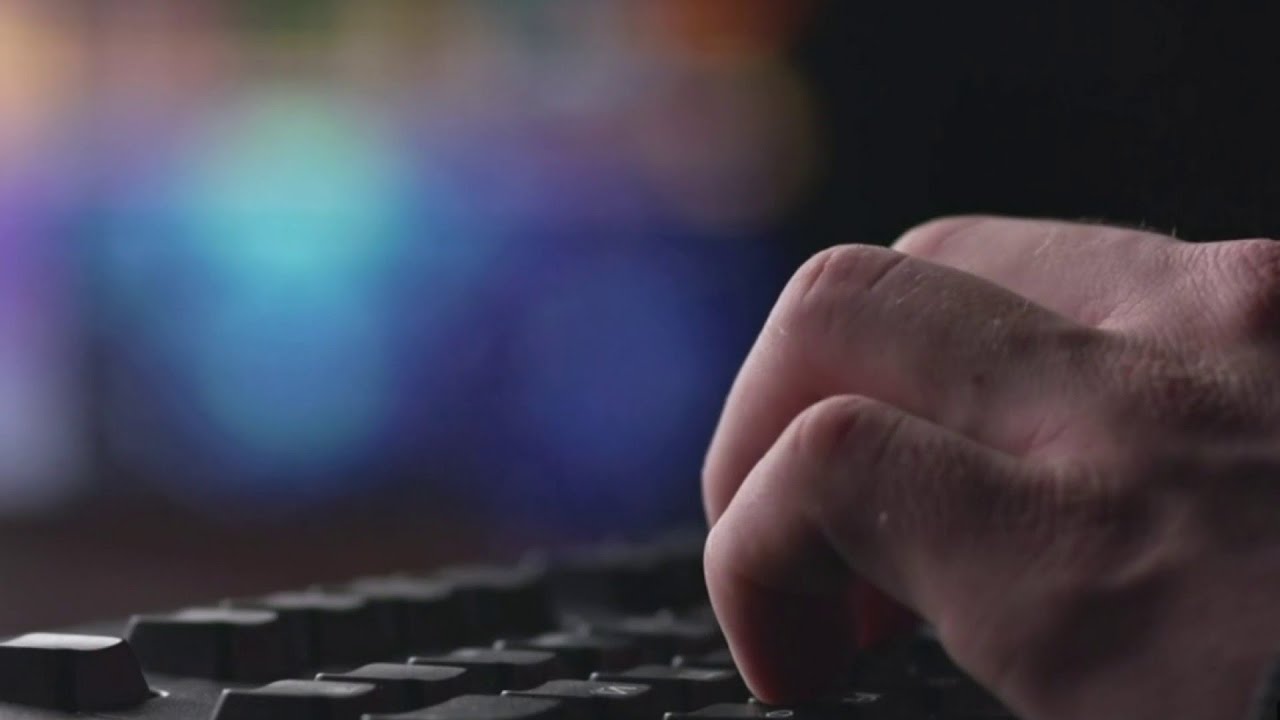 Scam alert: Top holiday shopping scams to look out for