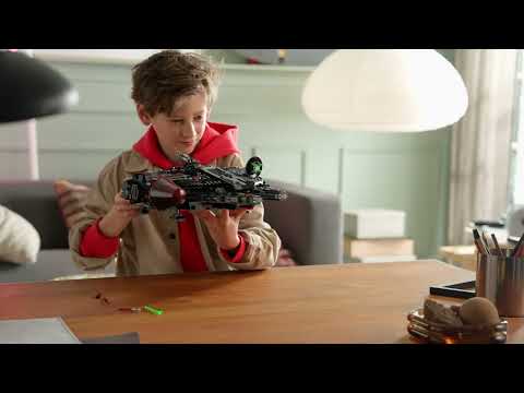 Конструктор LEGO Star Wars Темний сокіл (75389)