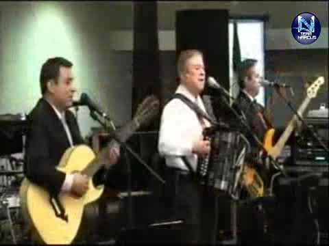 Hazme un palacio y Un día a la vez(Paulino Bernal)