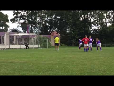 2017 09 02 PEnalty Lindsay Rietema tegen Bellingwolde Beker