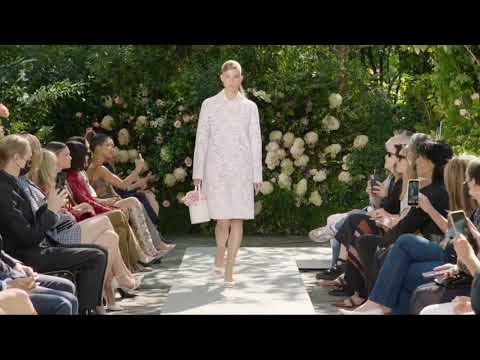 Rebecca Leigh Longendyke Michael Kors SS 2022 New York Fashion Week september 10, 2021.