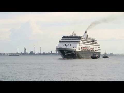 Thumbnail for P&O Cruises Australia Pacific Eden Arriving in Singapore After Drydock