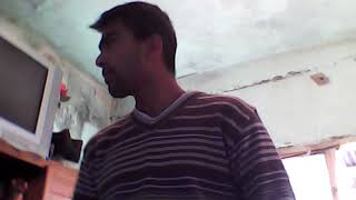 Karaoke cantando de broncos