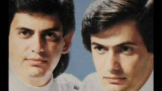 Download lagu CHARLES E PIERRE - Não deixei de te amar (autor:Jéfferson Farias) mp3