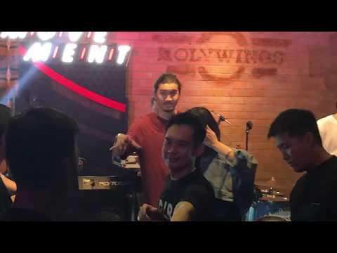 download lagu mp3 mp4 Sheila On 7 Holywings Pik, download lagu Sheila On 7 Holywings Pik gratis, unduh video klip Download Sheila On 7 Holywings Pik Mp3 dan Mp4 Viral Gratis