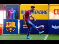 AUBAMEYANG'S FIRST TOUCHES AS A BARÇA PLAYER IN HIS OFFICIAL PRESENTATION ⚽?❤️