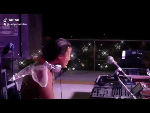 Festa in piazza remember 90s