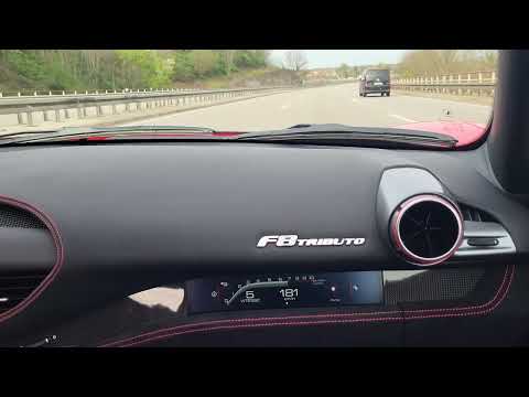 Ferrari  f8 tributo  autobahn  .