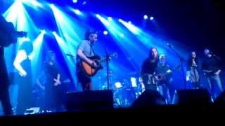 Final Song of the night at Coming Home With The Wilkinsons.