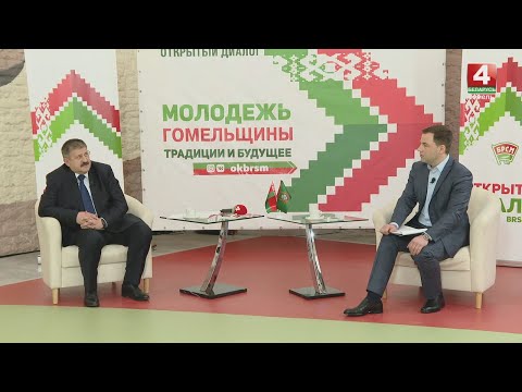 Старшыня аблвыканкама сустрэўся з моладдзю видео