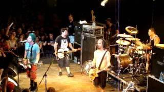 NOFX - I Wanna Be An Alcoholic (23/08/2011 - Live in Prague)