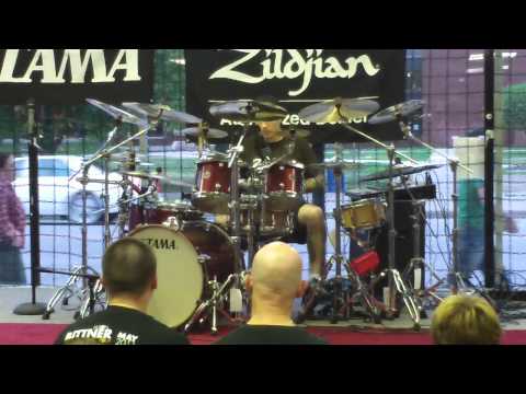 JASON BITTNER DRUM SOLO ZILDJIAN CLINIC MIDWEST PERCUSSION 5/13.MOV