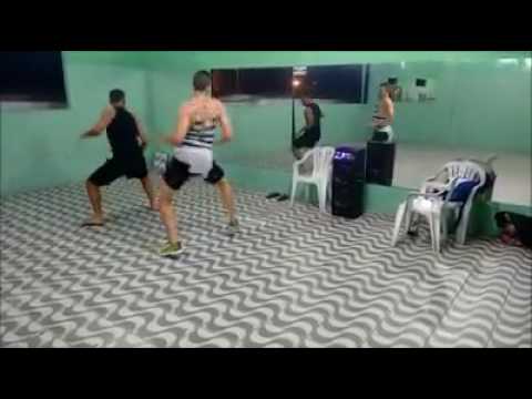 MC JAPA E MC DANILO COMETA - A DISPUTA - COREOAGRAFIA