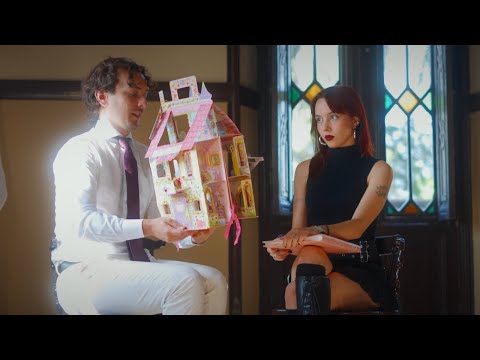 Cuñados Invisibles - dame un beso (Videoclip Oficial)