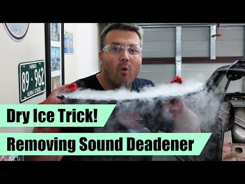 Sound Deadener Removal Using Dry Ice - RA23 Toyota Celica Restomod (Part 20)