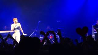 Chloe Howl - Paper Heart 06.02.2014 Torwar