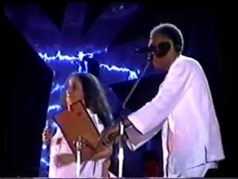 Maria Bethânia e Gilberto Gil - Reconvexo / Gostoso Demais