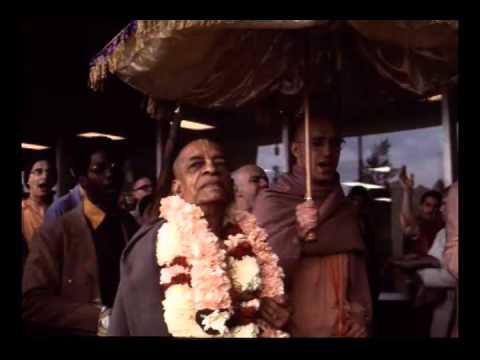 A Vaiṣṇava is Unhappy by seeing Others Unhappy - Prabhupada 0585
