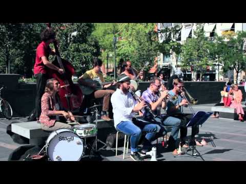 LE BARDI MANCHOT - Tight Like This - Official Video