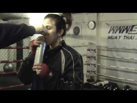 Muay Thai sports woman Iman Barlow trying booost oxygen for the first time