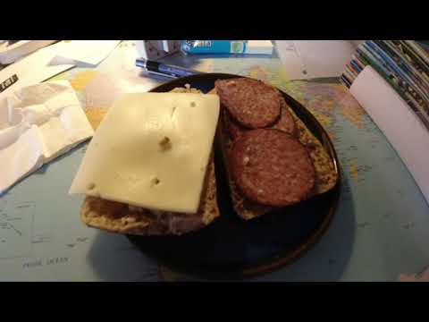 MongoTV_7755 - Min Morgenmad - Grov BOLLER Med PEBER PØLSE og OST