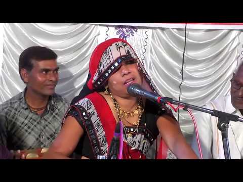 धनवानों का मान है जग में..