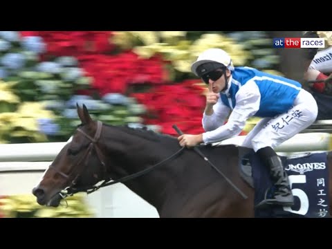 SOSIE STRIKES IN THE HONG KONG VASE! | Master Trainer Andre Fabre lands a fourth Vase at Sha Tin