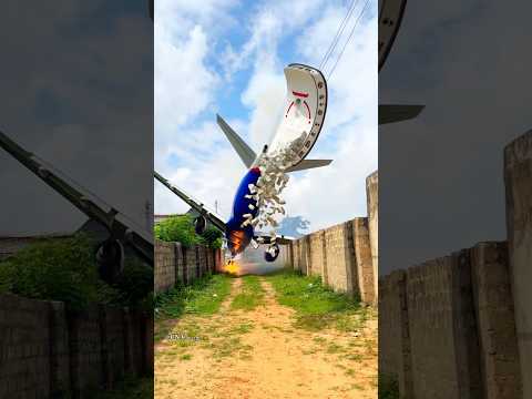 In the front of our house #comedymove #trendingshorts #bestcomedyskit #humor #comdeymemes