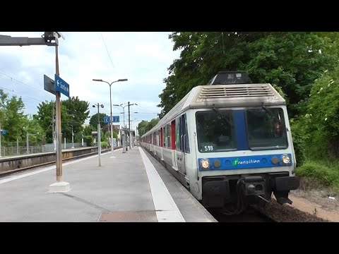 Z6400 : Passage sans arrêt en gare du Val d'Or sur la ligne L du Transilien : Voie 2
