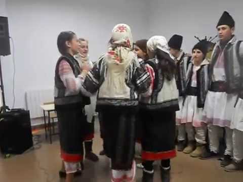 Serbare I Decembrie Ziua Romaniei Scoala gimnaziala Sfantul Andrei Tacuta