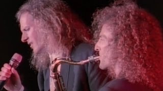 Kenny G Live - &quot;Don&#39;t Make Me Wait for Love&quot; with Michael Bolton (1989)