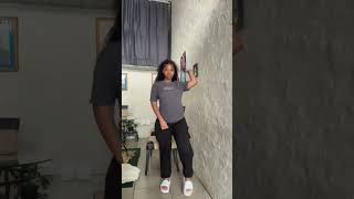 Bunz dance 🩶 #africangood #dance #amapiano @jeniiferr.m