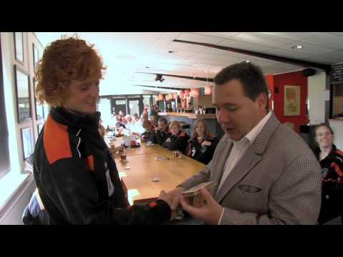 Broekmans.TV - Chocotweet met Dames Elftal Venlosche Boys 2011.