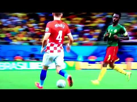 Alex Song Red Card during 2014 World Cup | Cameroon vs Croatia