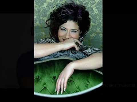 Işın Karaca - Dert Bende 2010 (DJ Utkan Tunca Remix)