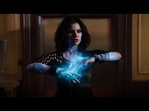 Crazy Jane (Kay Challis): Powers & Fight Scenes | Doom Patrol