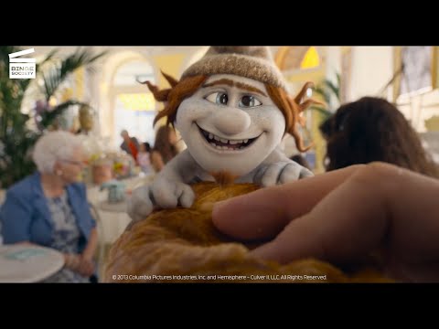 The Smurfs 2: Crashing the candy store (HD CLIP)