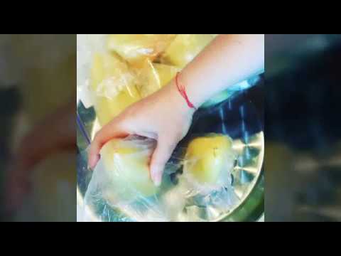 режу пакет на квадраты и таким образом ЗАМОРАЖИВАЮ ФАРШИРОВАННЫЙ ПЕРЕЦ НА ЗИМУ. Все способы проверен