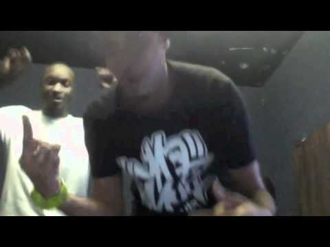 SnakeyMan Ft Mr Midas - Exclusive studio footage of New Tune "Waveeyyy"