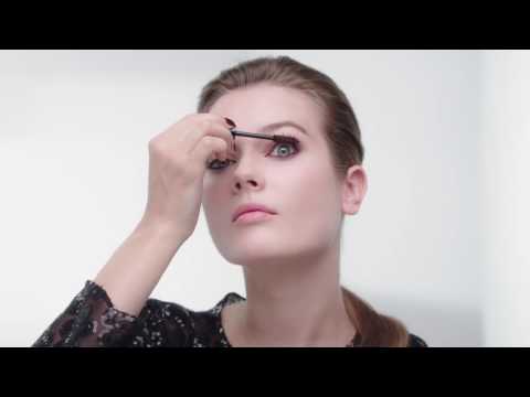 104 COLLECTION ROUGE NOIR ABSOLUMENT  play with contrast   CHANEL