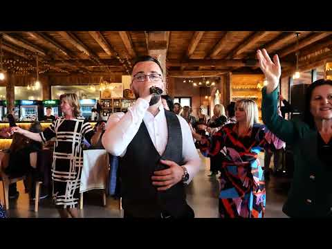 Sindi Yzeiri - Më ka porosit babai (KOLAZH I BUKUR KËNGËSH) & (Festa e 7 Marsit)