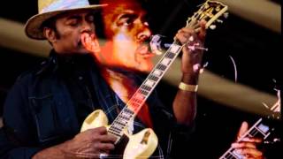 Jimmy Dawkins  ~   ''Jammin' Gitar'' & ''U Made Me Luv U''  2001