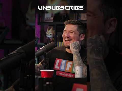 WHEN YOUR MOM TEXTS YOU