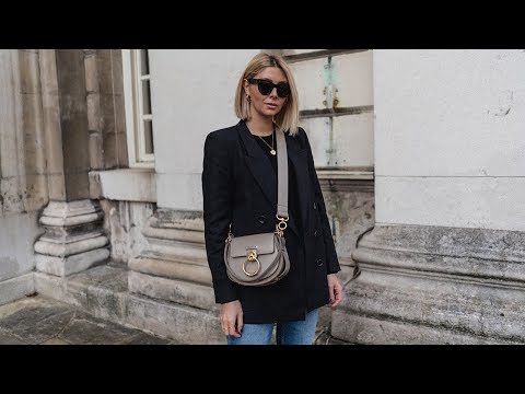 download lagu mp3 mp4 Gold Chloe Bag, download lagu Gold Chloe Bag gratis, unduh video klip Gold Chloe Bag