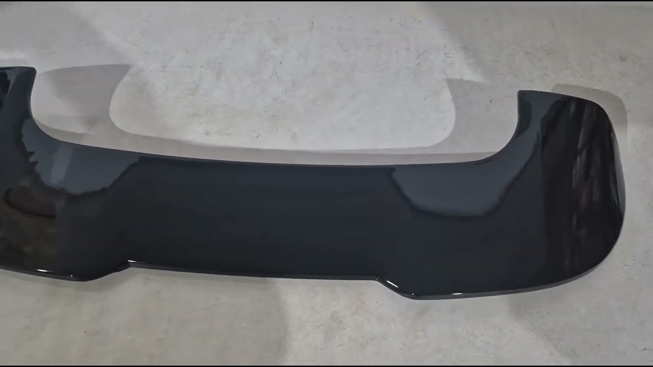 BMW X5 E70 2007-2013 гг. Спойлер (Черный Глянец) Video 1