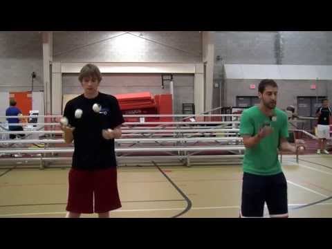 4 ball Speed Juggling - Mike Moore vs Sam Simon - Former World Record