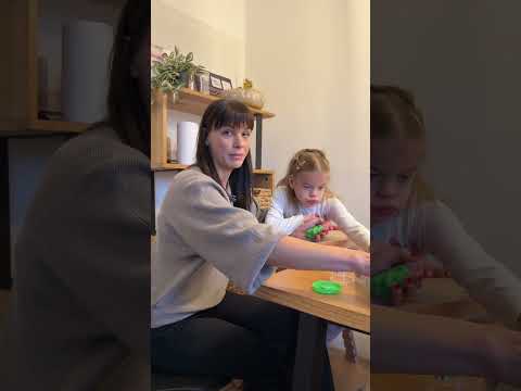 Hrajeme spolu za Pardubice // medailonek - Viktorka