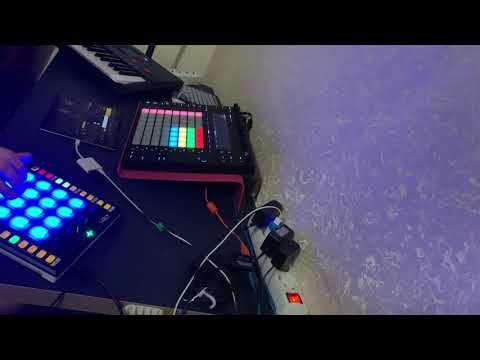 some looper jam with ipad aum yonac kaspar kauldron and ableton push2 presonus atom korg triton