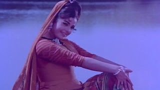 Aaj Sakhi Ri More Piya Ghar Aayere (Video Song) - Ram Aur